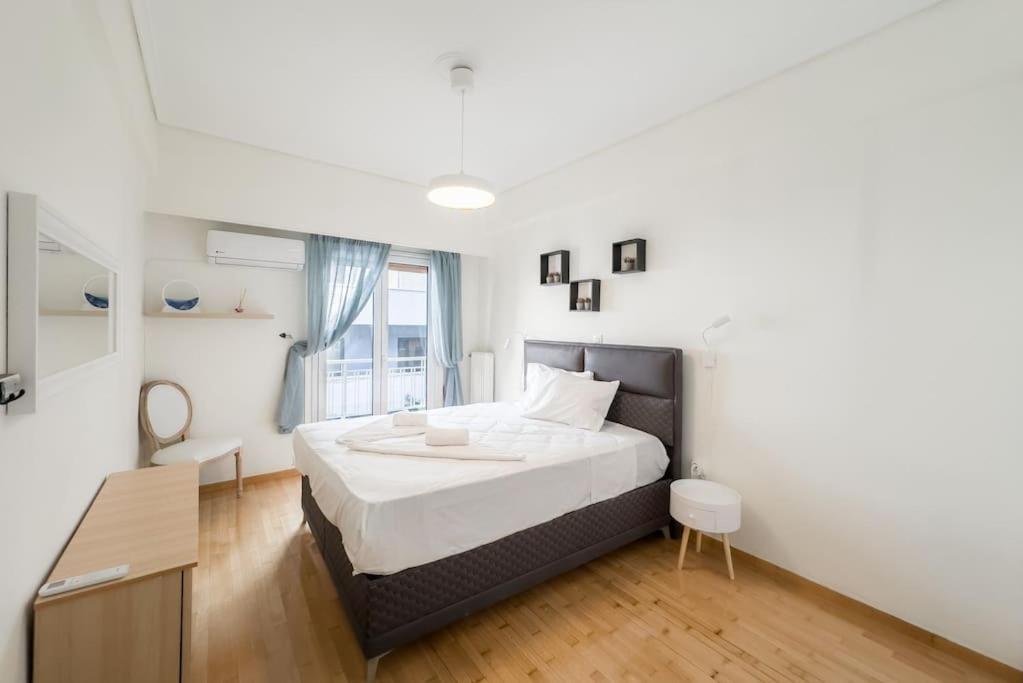 Spacious Urban Apt In The Heart Of Athens Ngoại thất bức ảnh
