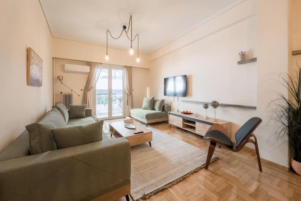 Spacious Urban Apt In The Heart Of Athens Ngoại thất bức ảnh