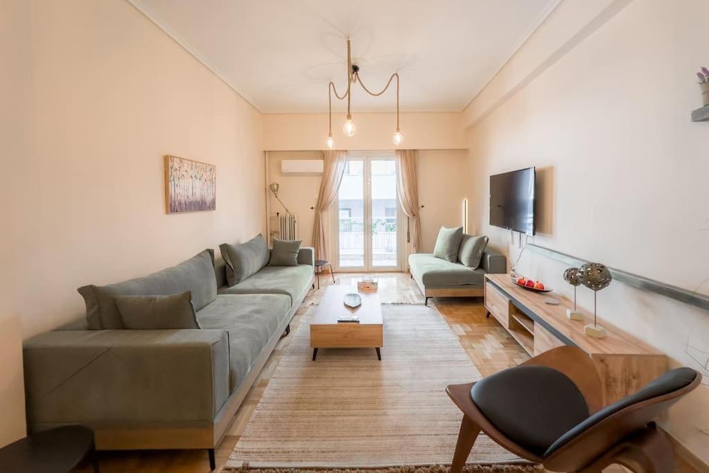 Spacious Urban Apt In The Heart Of Athens Ngoại thất bức ảnh